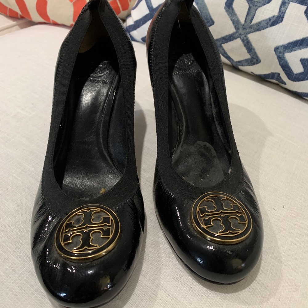 Tory Burch Black Pumps